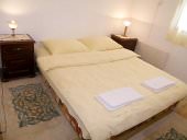 Povoljan cetvorokrevetni apartman u centru (4 zvezdice)
